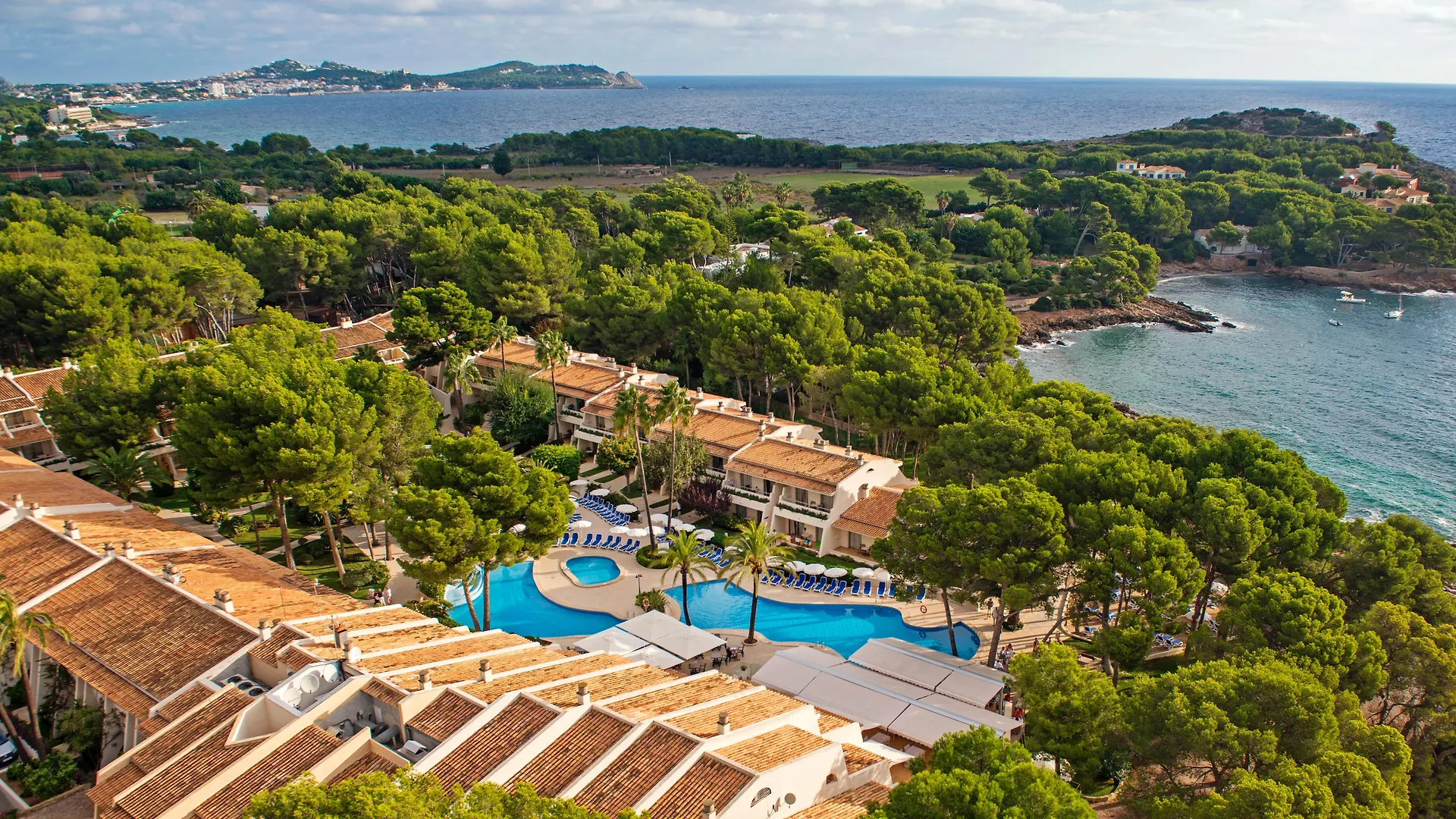 Iberostar Waves Pinos Park Hotel Font de sa Cala